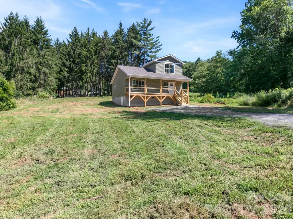 22 Roberts Drive Candler NC 28715