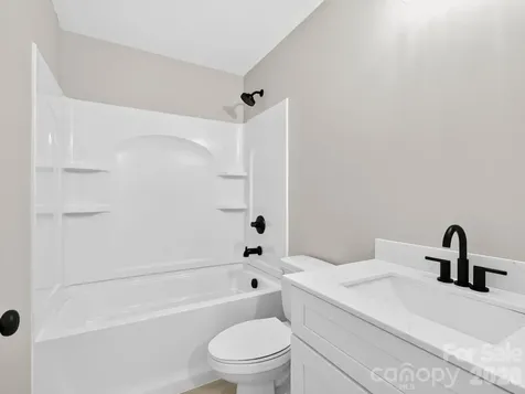 22 Roberts Drive Candler NC 28715