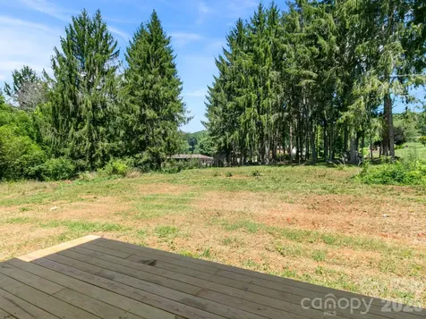 22 Roberts Drive Candler NC 28715