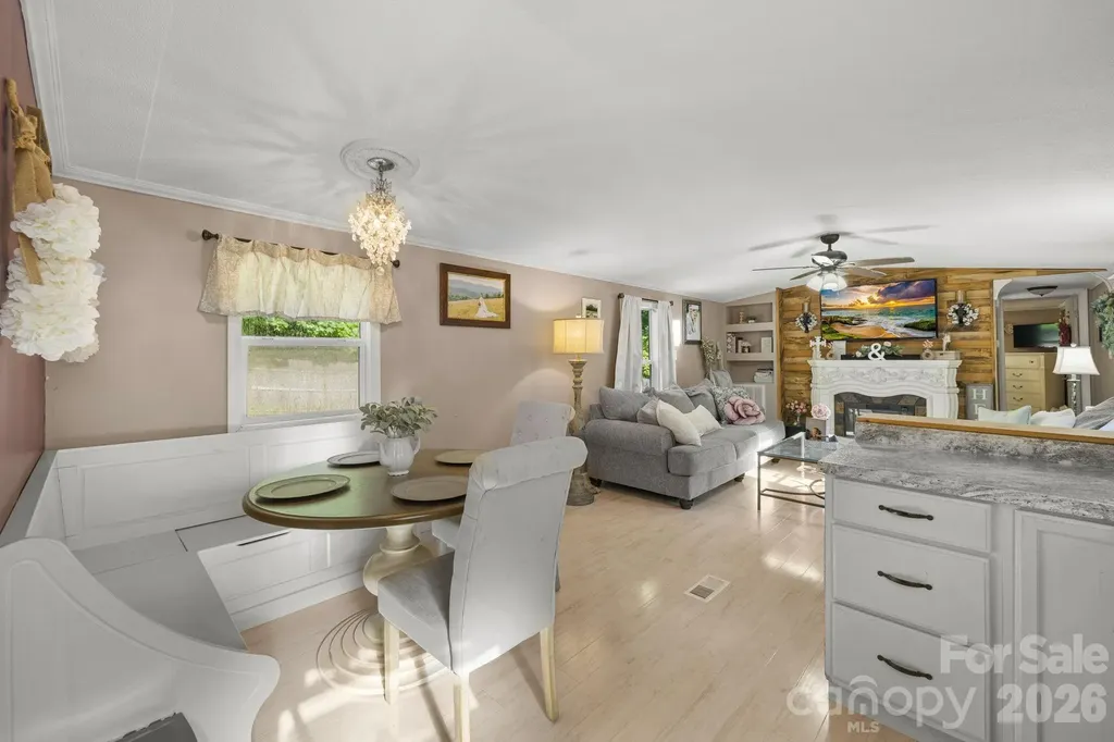 125 Ice Hollow Road Zirconia NC 28790