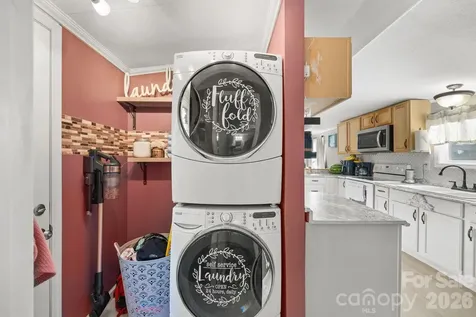125 Ice Hollow Road Zirconia NC 28790