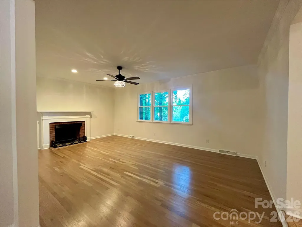 304 Travis Lane Salisbury NC 28146