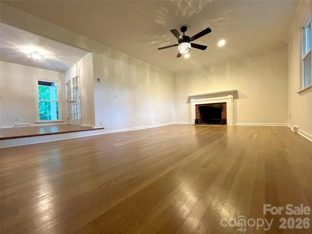 304 Travis Lane Salisbury NC 28146