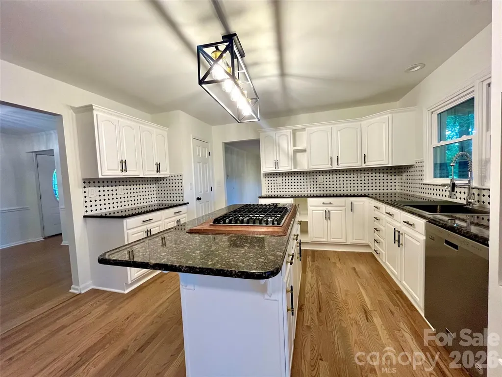 304 Travis Lane Salisbury NC 28146
