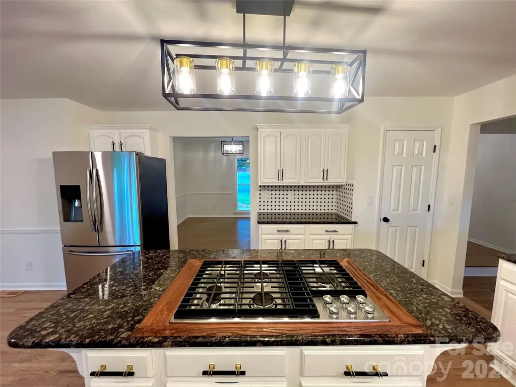 304 Travis Lane Salisbury NC 28146