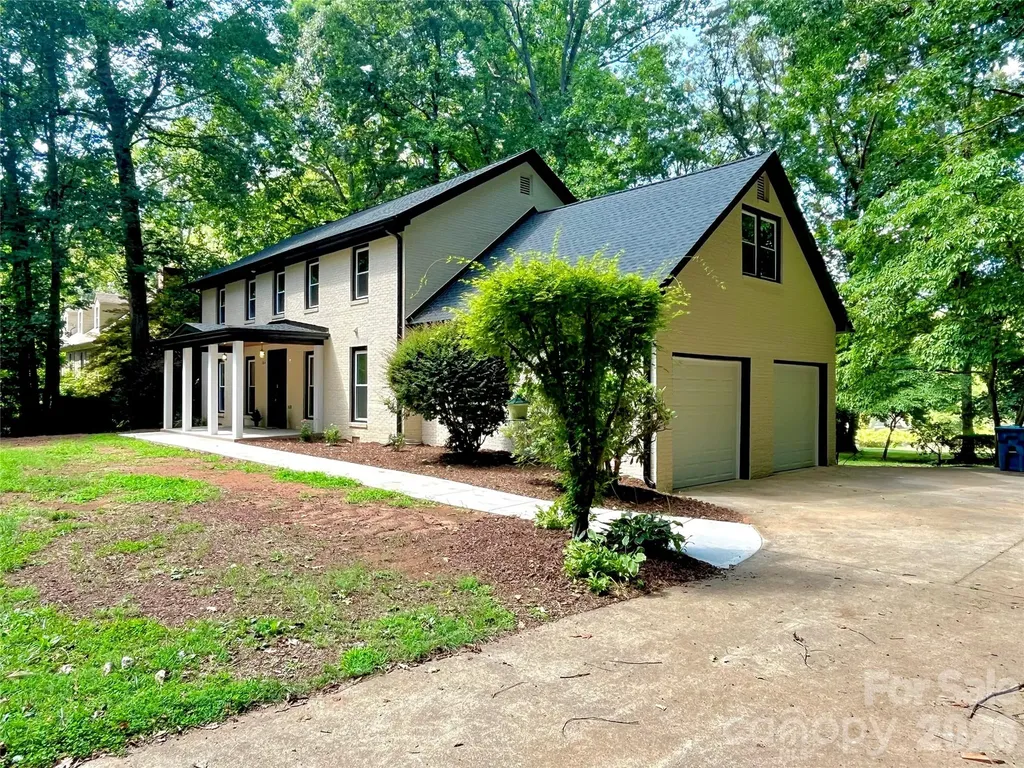 304 Travis Lane Salisbury NC 28146