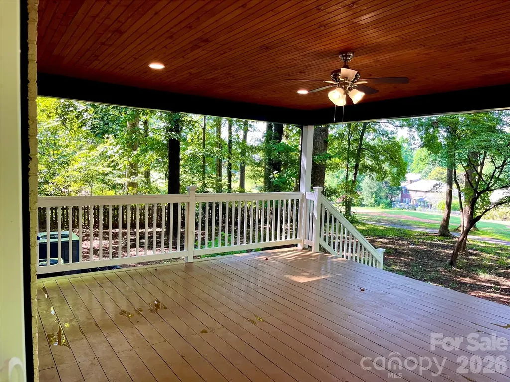 304 Travis Lane Salisbury NC 28146