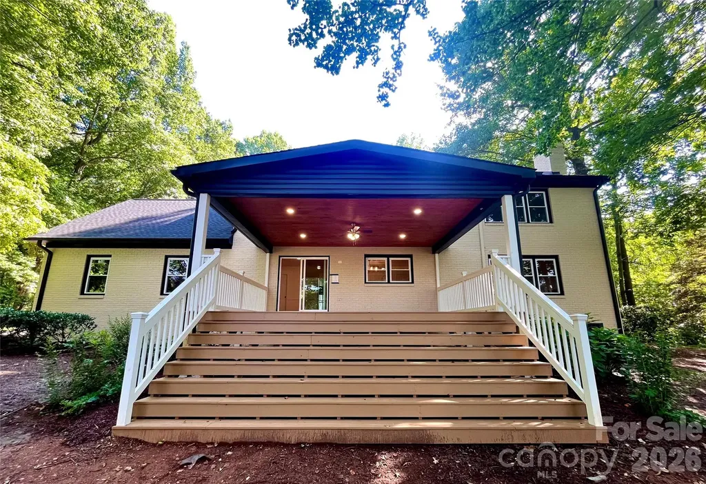 304 Travis Lane Salisbury NC 28146