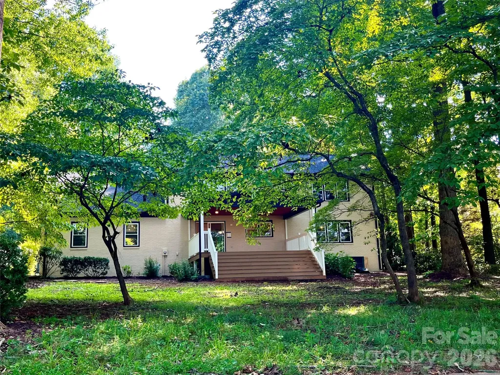 304 Travis Lane Salisbury NC 28146