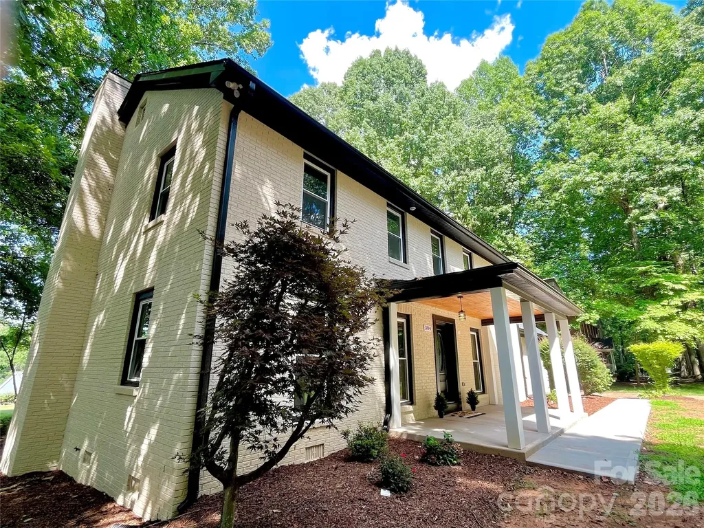 304 Travis Lane Salisbury NC 28146