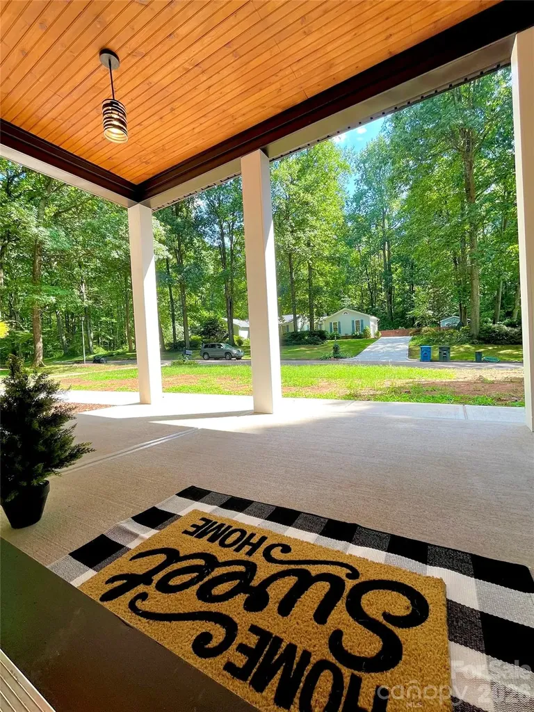 304 Travis Lane Salisbury NC 28146