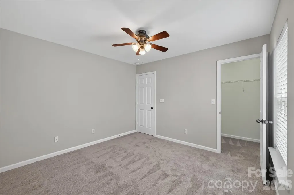 8932 Oransay Way Charlotte NC 28278