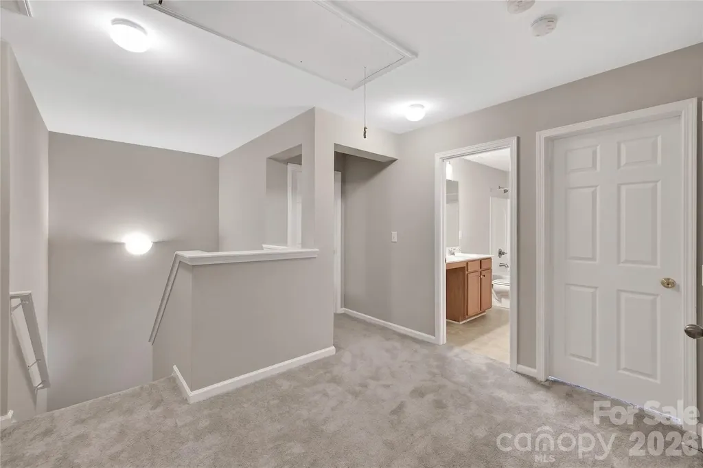8932 Oransay Way Charlotte NC 28278