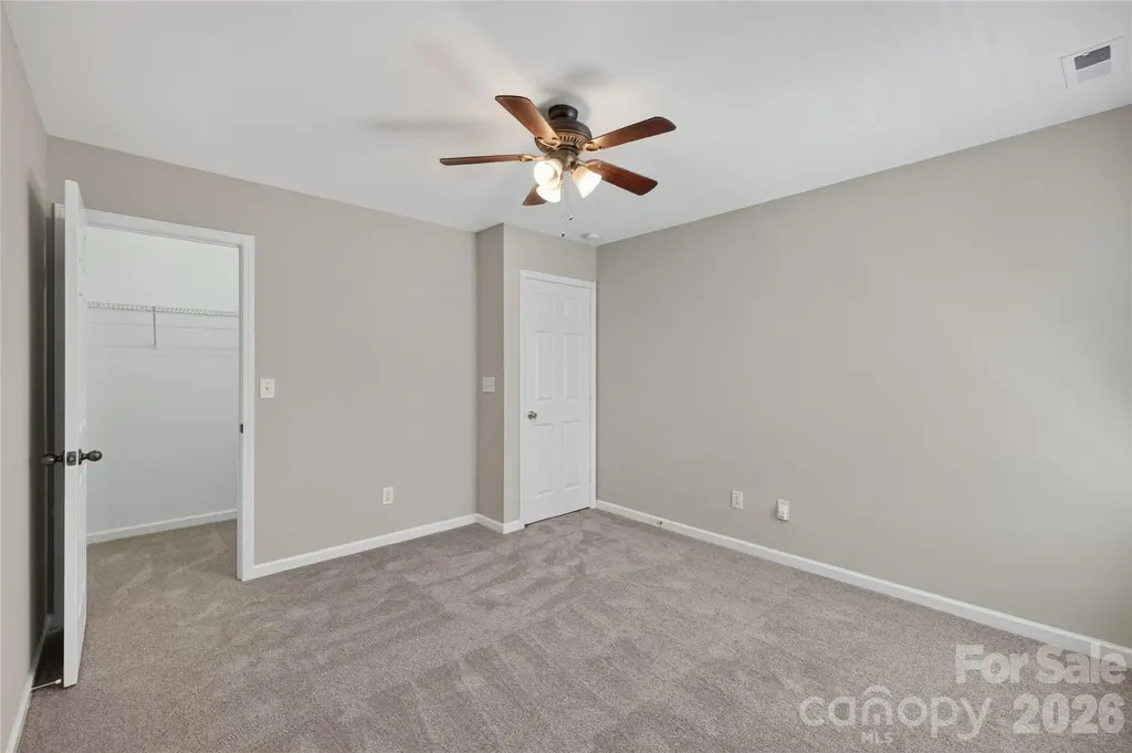 8932 Oransay Way Charlotte NC 28278