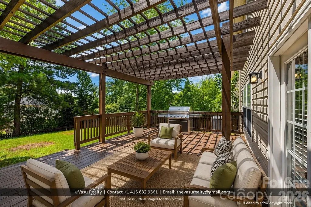 8932 Oransay Way Charlotte NC 28278