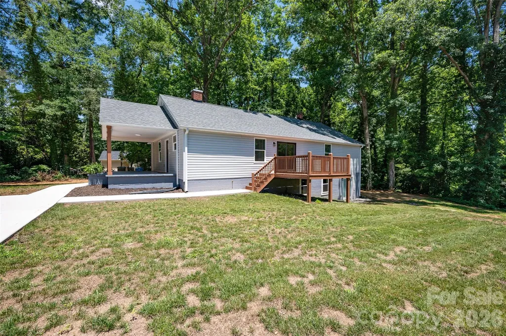 126 39th Avenue Court NW Hickory NC 28601
