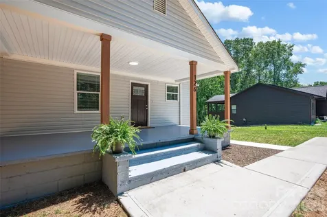 126 39th Avenue Court NW Hickory NC 28601