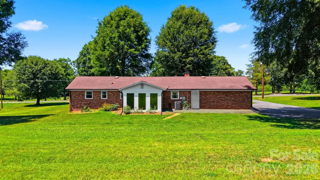 256 Liberty Church Road Taylorsville NC 28681