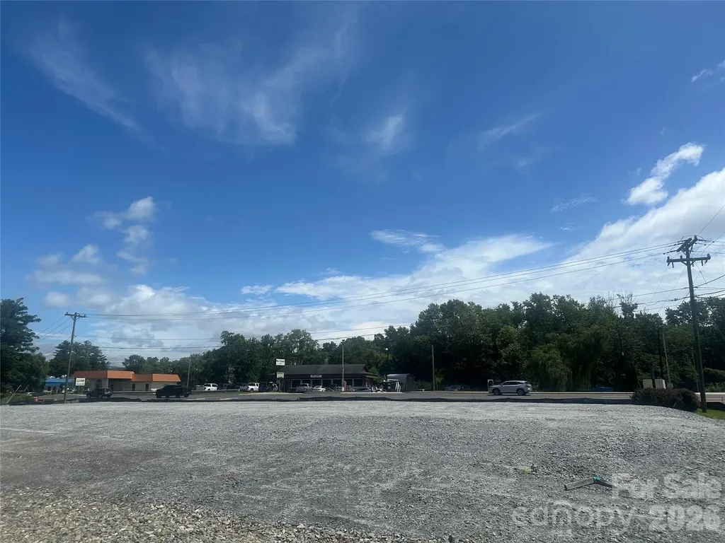 1801 Asheville Highway Hendersonville NC 28791