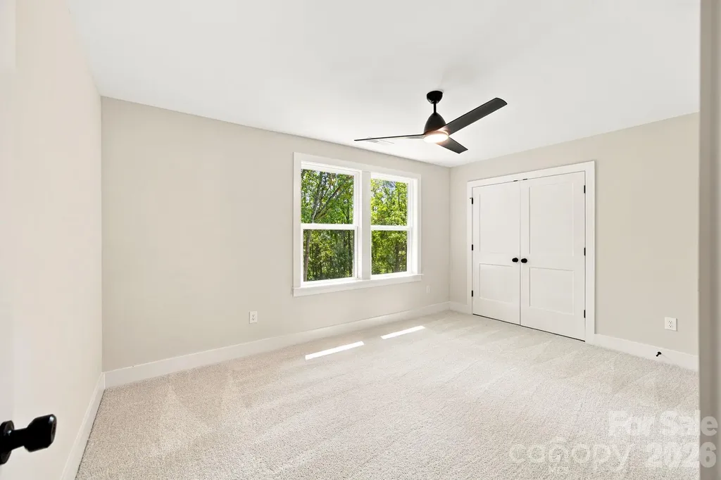402 North Street Dallas NC 28034