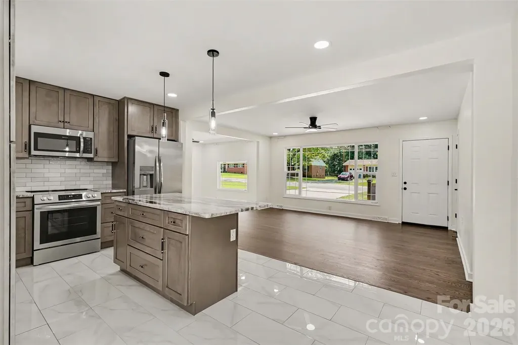 4219 Tipperary Place Charlotte NC 28215