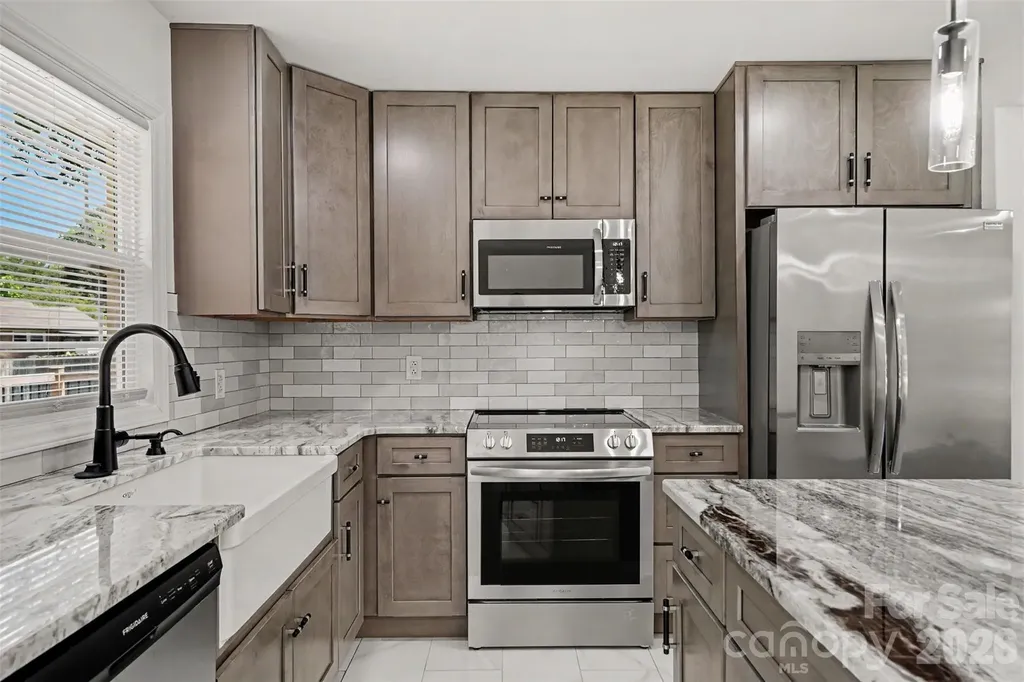 4219 Tipperary Place Charlotte NC 28215