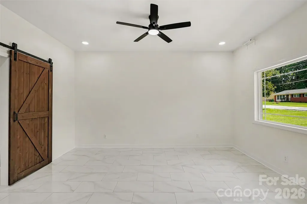 4219 Tipperary Place Charlotte NC 28215
