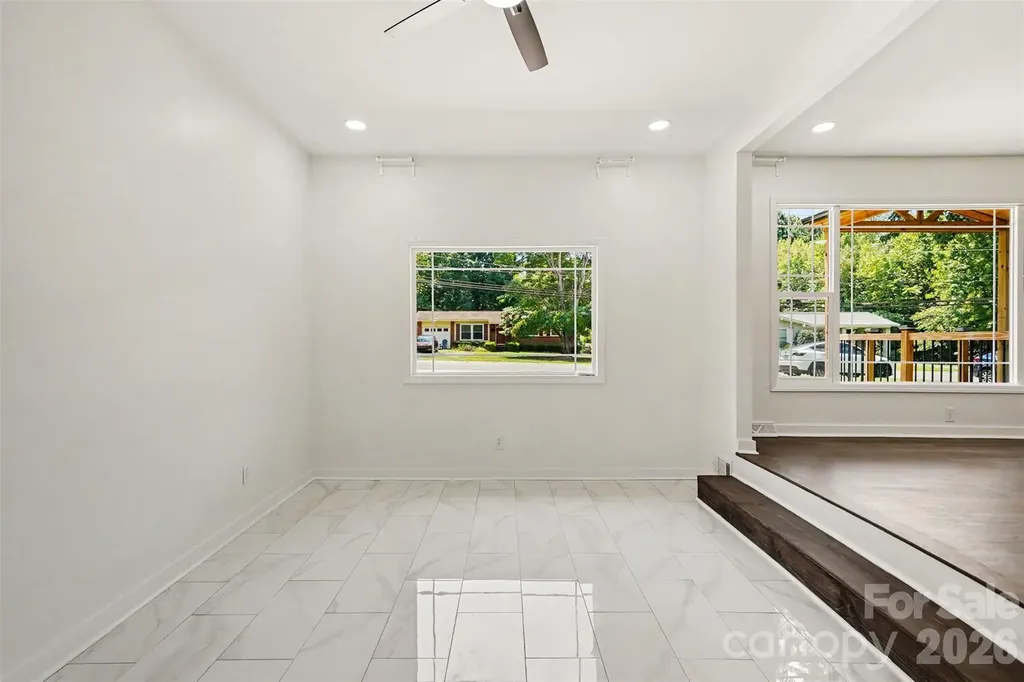 4219 Tipperary Place Charlotte NC 28215