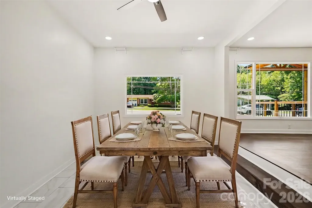 4219 Tipperary Place Charlotte NC 28215