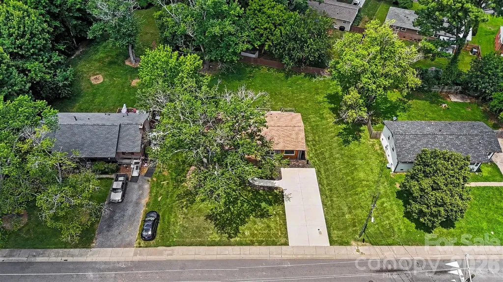 4219 Tipperary Place Charlotte NC 28215