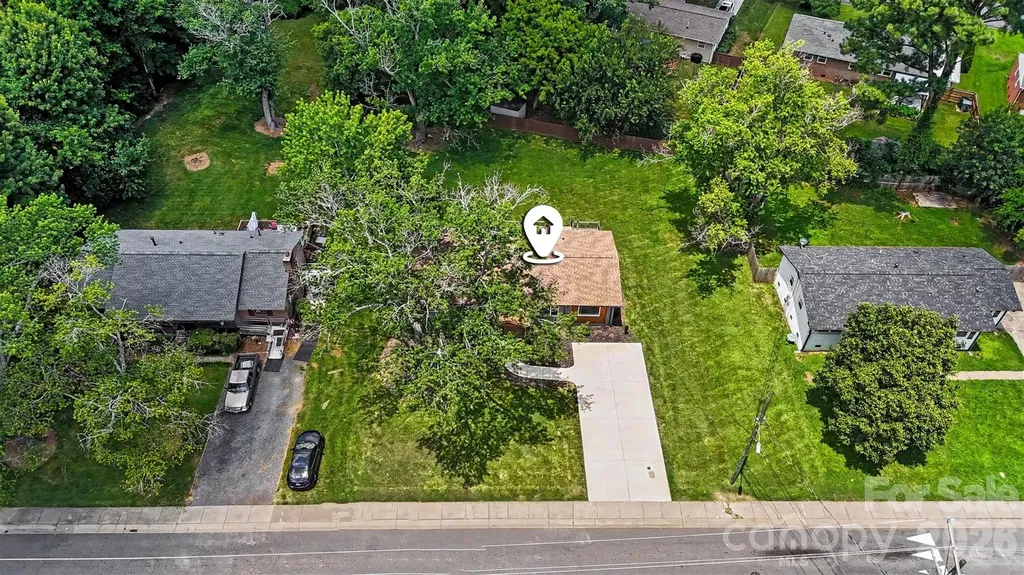 4219 Tipperary Place Charlotte NC 28215