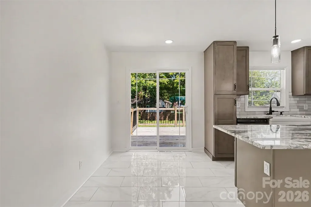 4219 Tipperary Place Charlotte NC 28215