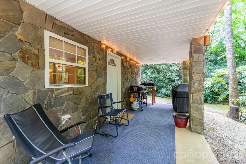 324 Bill Crisp Road Robbinsville NC 28771