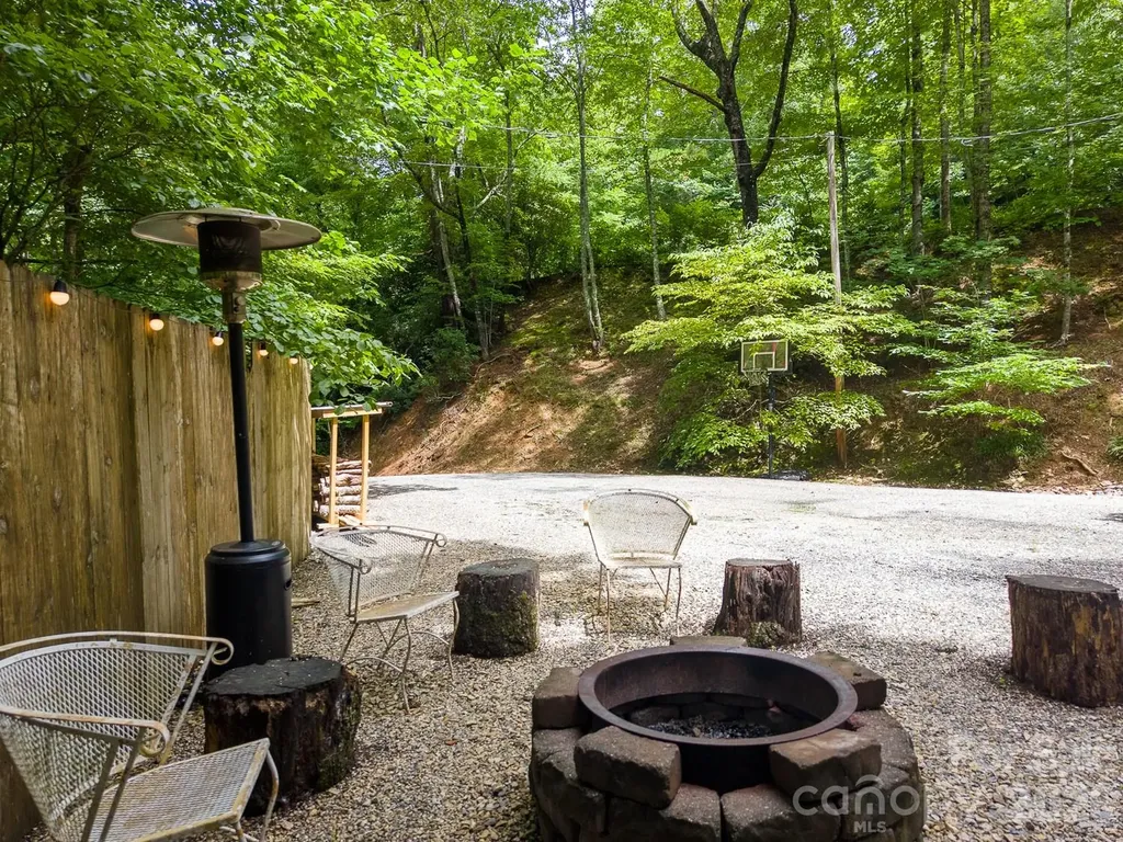 324 Bill Crisp Road Robbinsville NC 28771
