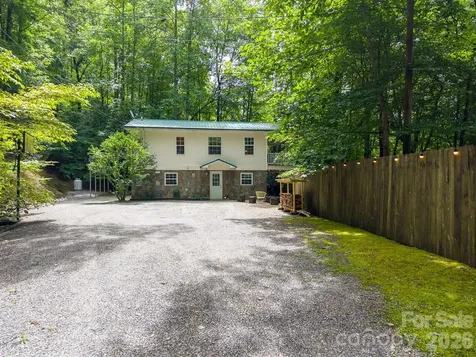 324 Bill Crisp Road Robbinsville NC 28771