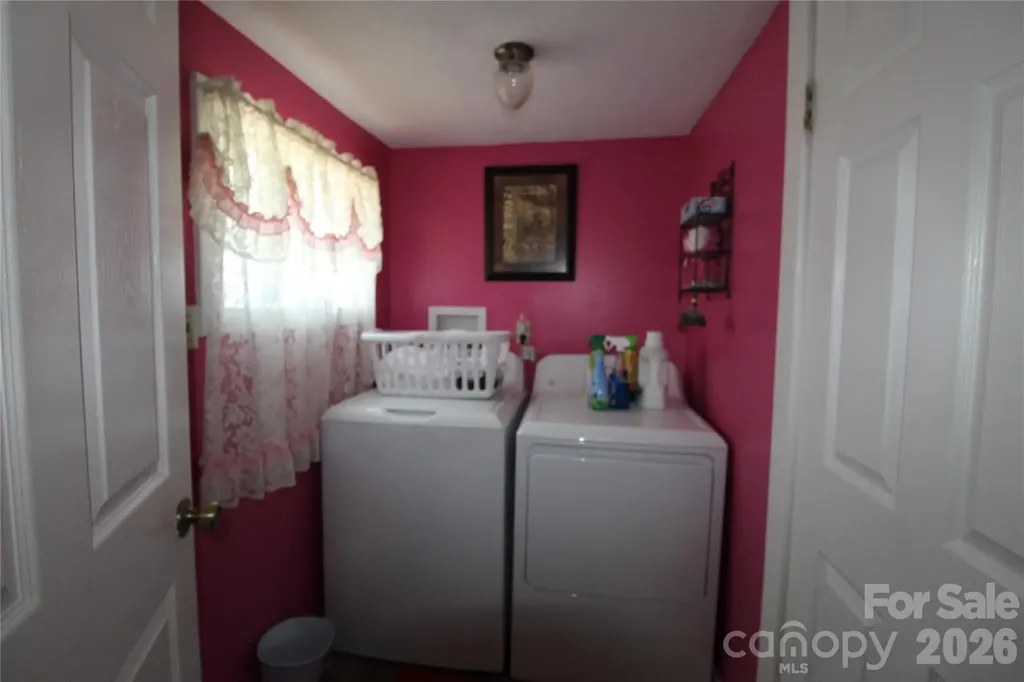 438 Folk Street NW Lenoir NC 28645