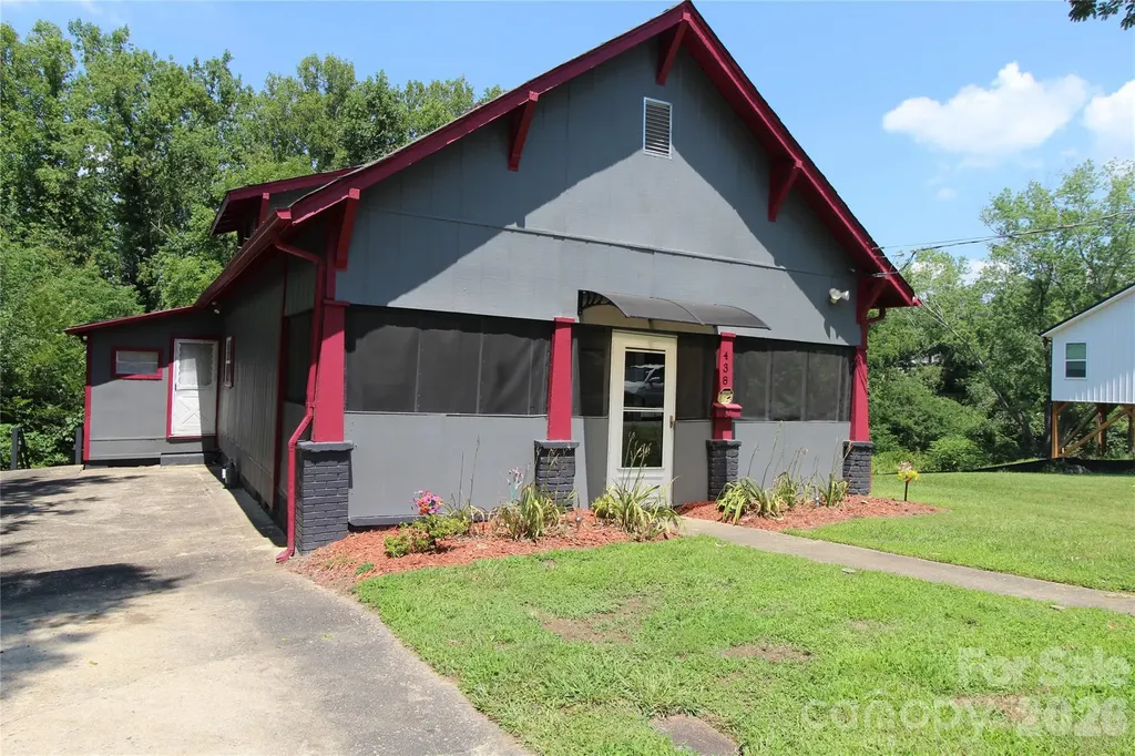438 Folk Street NW Lenoir NC 28645