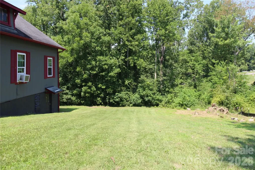 438 Folk Street NW Lenoir NC 28645