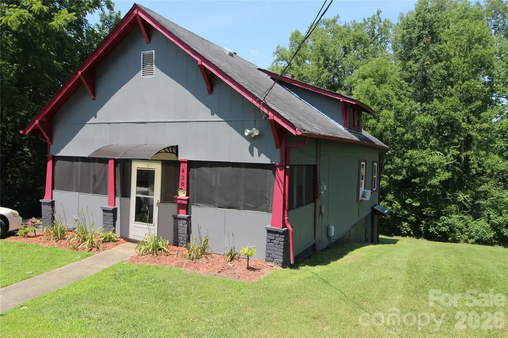 438 Folk Street NW Lenoir NC 28645