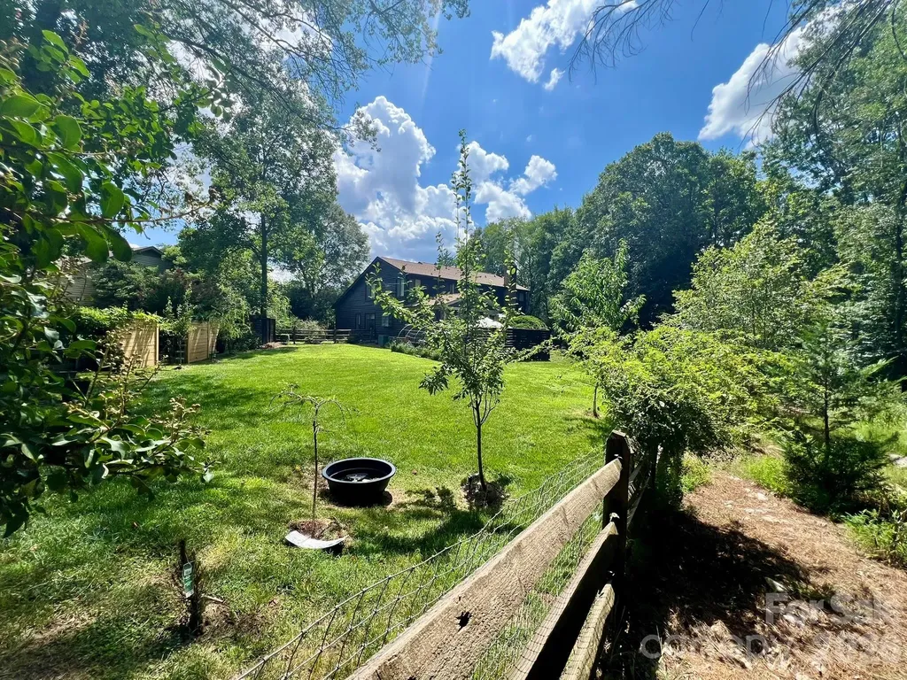 200 Foxlair Court Matthews NC 28105