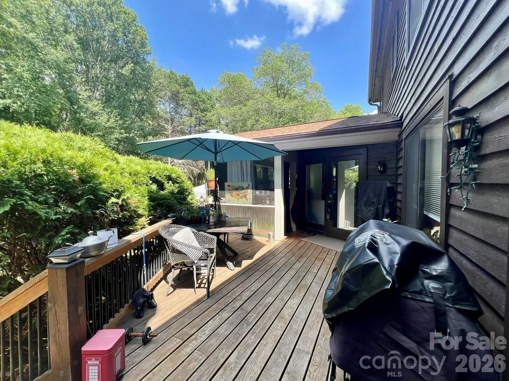 200 Foxlair Court Matthews NC 28105