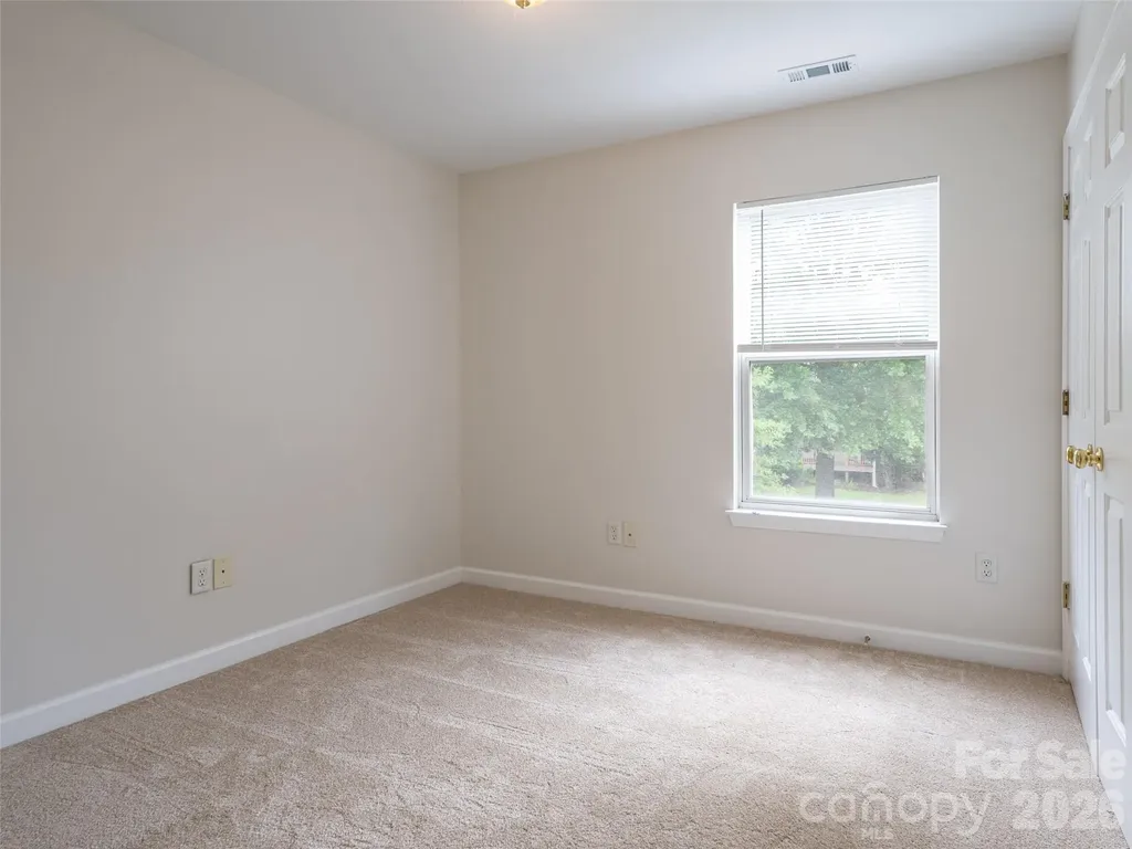 23 Scottish Circle Asheville NC 28803