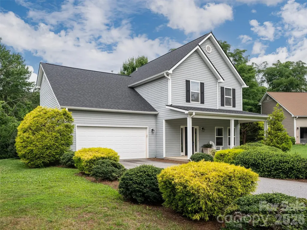 23 Scottish Circle Asheville NC 28803
