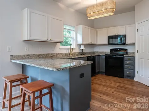 23 Scottish Circle Asheville NC 28803