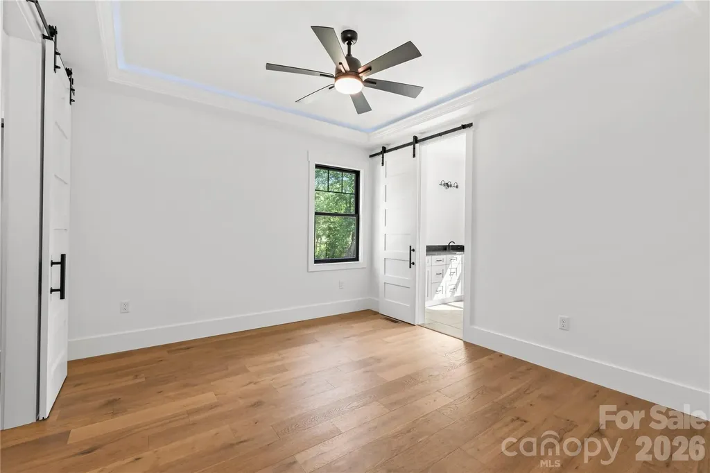 18 S Martha Kate Drive Hendersonville NC 28792