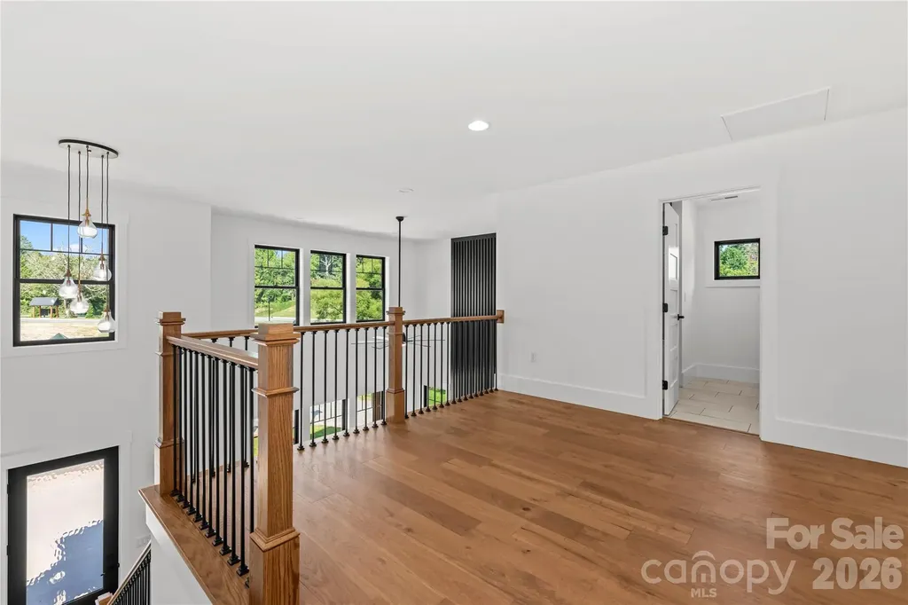 18 S Martha Kate Drive Hendersonville NC 28792
