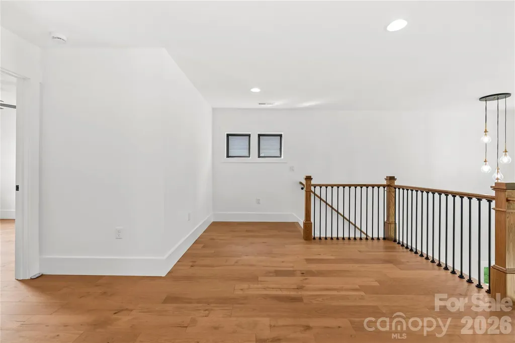 18 S Martha Kate Drive Hendersonville NC 28792