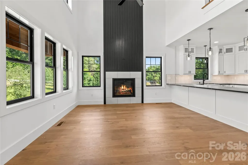 18 S Martha Kate Drive Hendersonville NC 28792