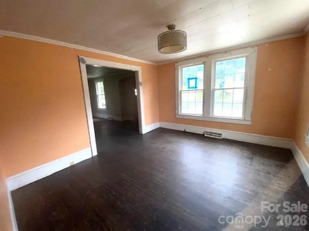 2689 Harris Henrietta Road Mooresboro NC 28114