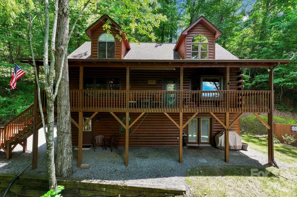 394 Hickory Drive Waynesville NC 28786